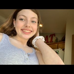 Meet your Posher, Brooke